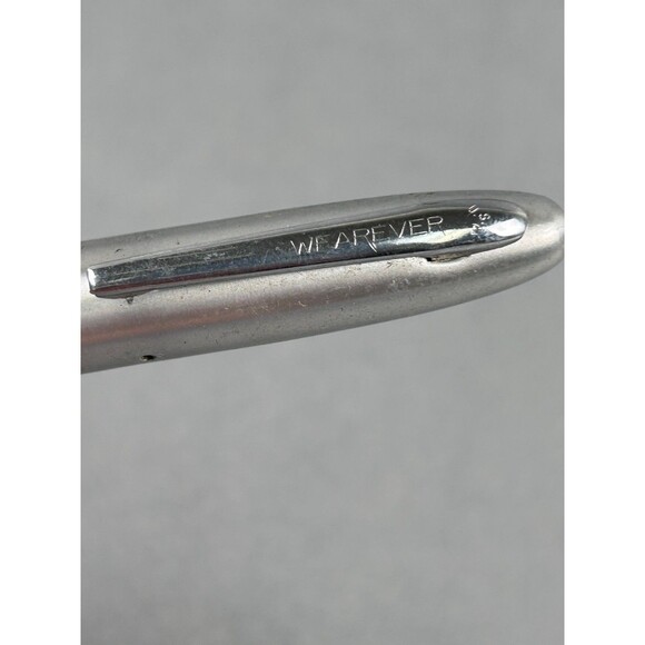 Wearever Made in USA Fountain Pen Translucent Red Plastic and Chrome Cap 1950-60 - Picture 3 of 5